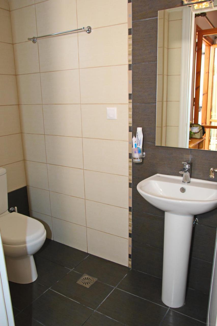Valedina Rooms Nikiána Eksteriør bilde